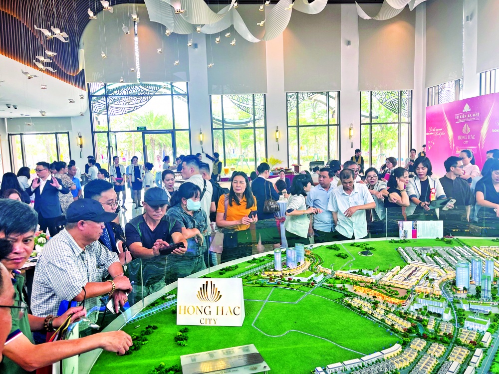 Cấp chứng chỉ hành nghề môi giới bất động sản là yêu cầu tất yếu, hướng tới thị trường minh bạch Cấp chứng chỉ hành nghề môi giới bất động sản là yêu cầu tất yếu, hướng tới thị trường minh bạch
