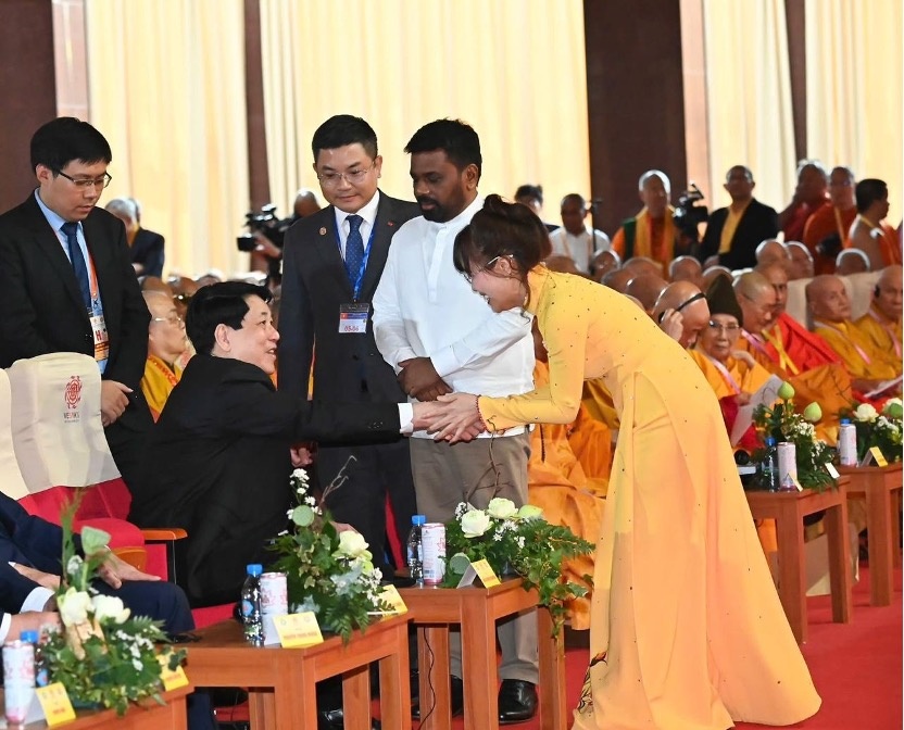 Tỷ phú Nguyễn Thị Phương Thảo tại Vesak 2025: Doanh nhân hiện đại và tinh thần Phật giáo trong thời đại mới