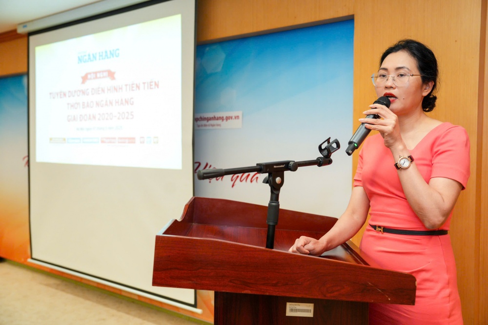 Hội nghị Tuyên dương điển hình tiên tiến Thời báo Ngân hàng giai đoạn 2020-2025 Hội nghị Tuyên dương điển hình tiên tiến Thời báo Ngân hàng giai đoạn 2020-2025