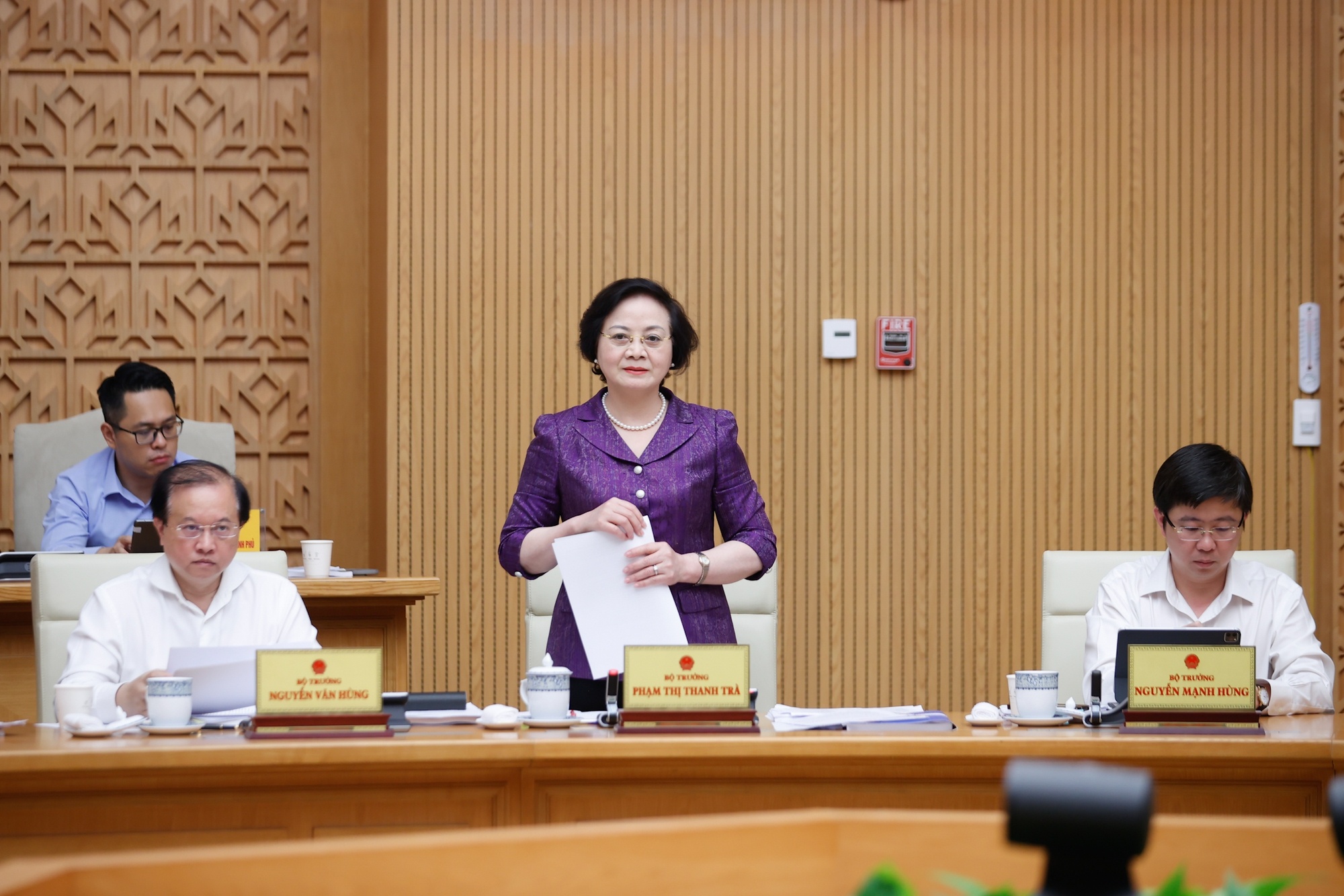 Bộ trưởng Bộ Nội vụ Phạm Thị Thanh Trà phát biểu - Ảnh: VGP/Nhật Bắc Bộ trưởng Bộ Nội vụ Phạm Thị Thanh Trà phát biểu - Ảnh: VGP/Nhật Bắc