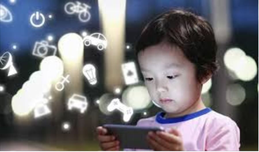 Thay vì cấm đoán, hãy trao cho trẻ một thế giới mạng xã hội an toàn và tử tế Thay vì cấm đoán, hãy trao cho trẻ một thế giới mạng xã hội an toàn và tử tế