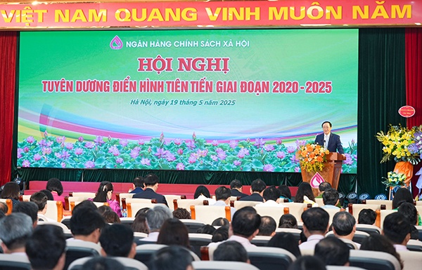 Quang cảnh hội nghị Quang cảnh hội nghị