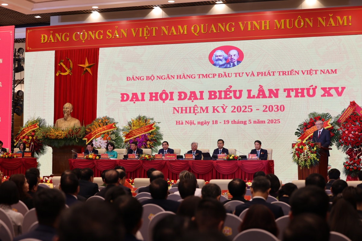 Đại hội điểm và là Đại hội Đảng bộ cấp trên cơ sở đầu tiên của Đảng bộ Chính phủ trong nhiệm kỳ 2025 - 2030. Đại hội điểm và là Đại hội Đảng bộ cấp trên cơ sở đầu tiên của Đảng bộ Chính phủ trong nhiệm kỳ 2025 - 2030.