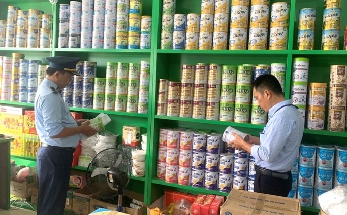 Tăng cường chống thuốc giả, sữa giả để bảo vệ sức khỏe người dân