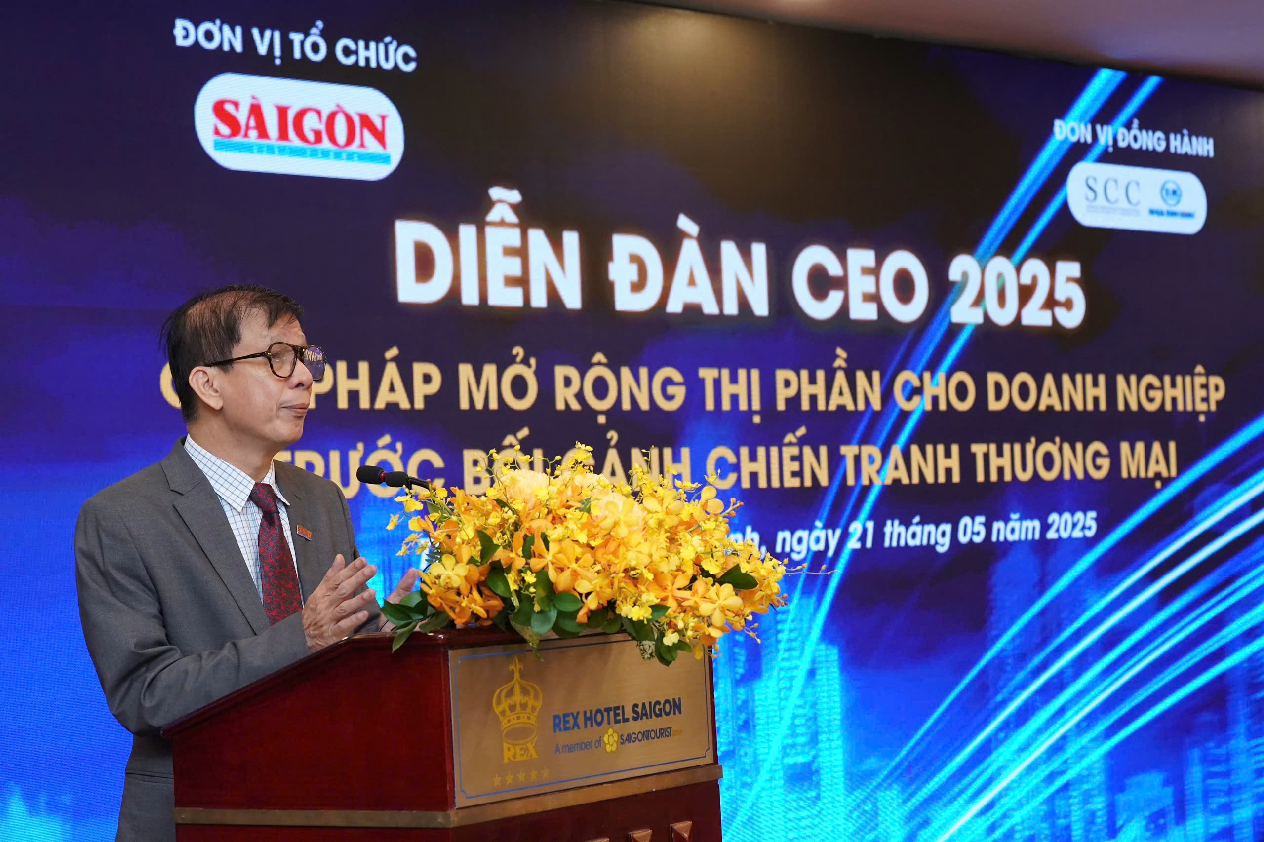 Nhà báo Nguyễn Khắc Văn, Phó Tổng biên tập phụ trách Báo Sài Gòn Giải Phóng