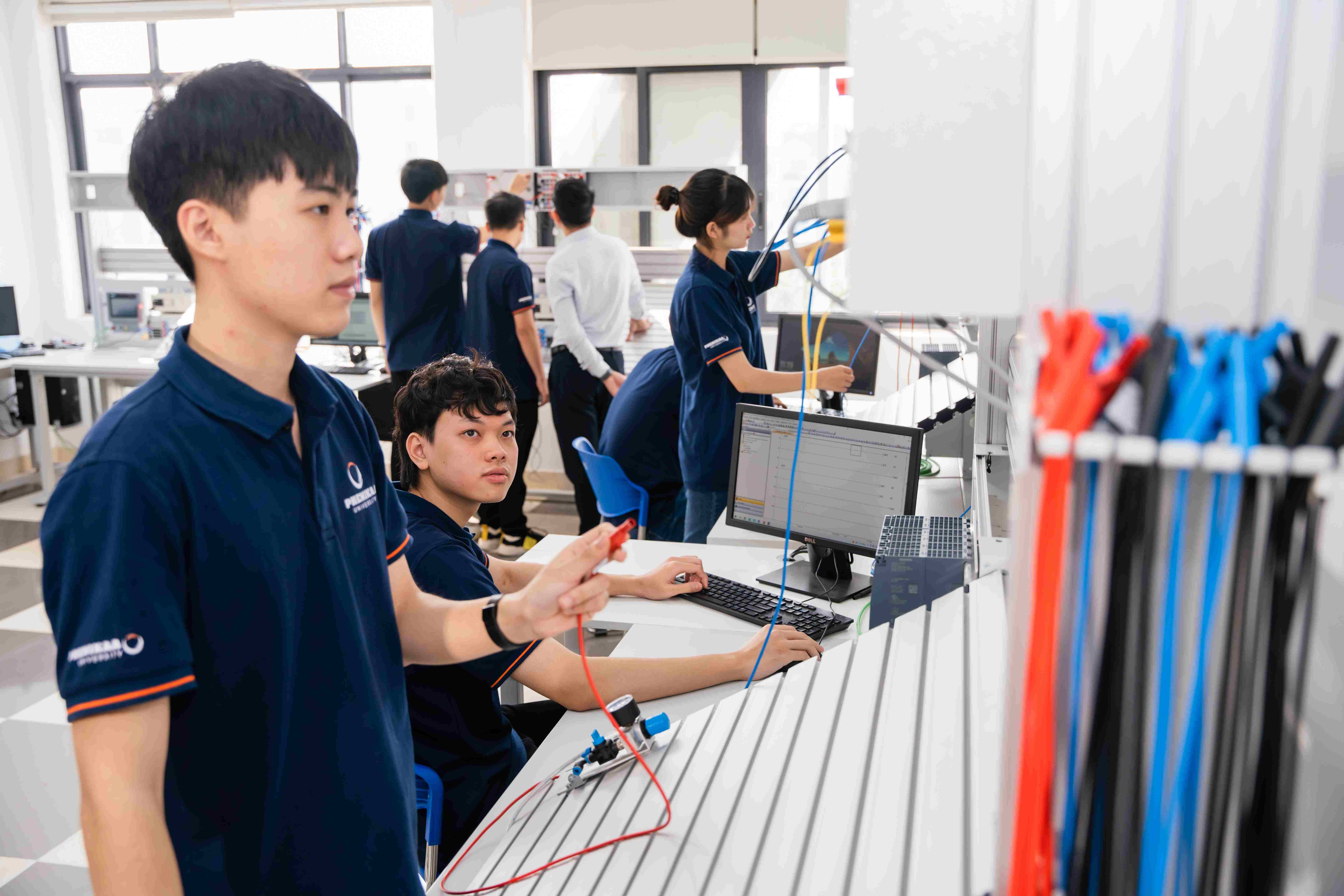 Cần có chiến lược phát triển nguồn nhân lực ngành vật liệu ở cấp quốc gia
