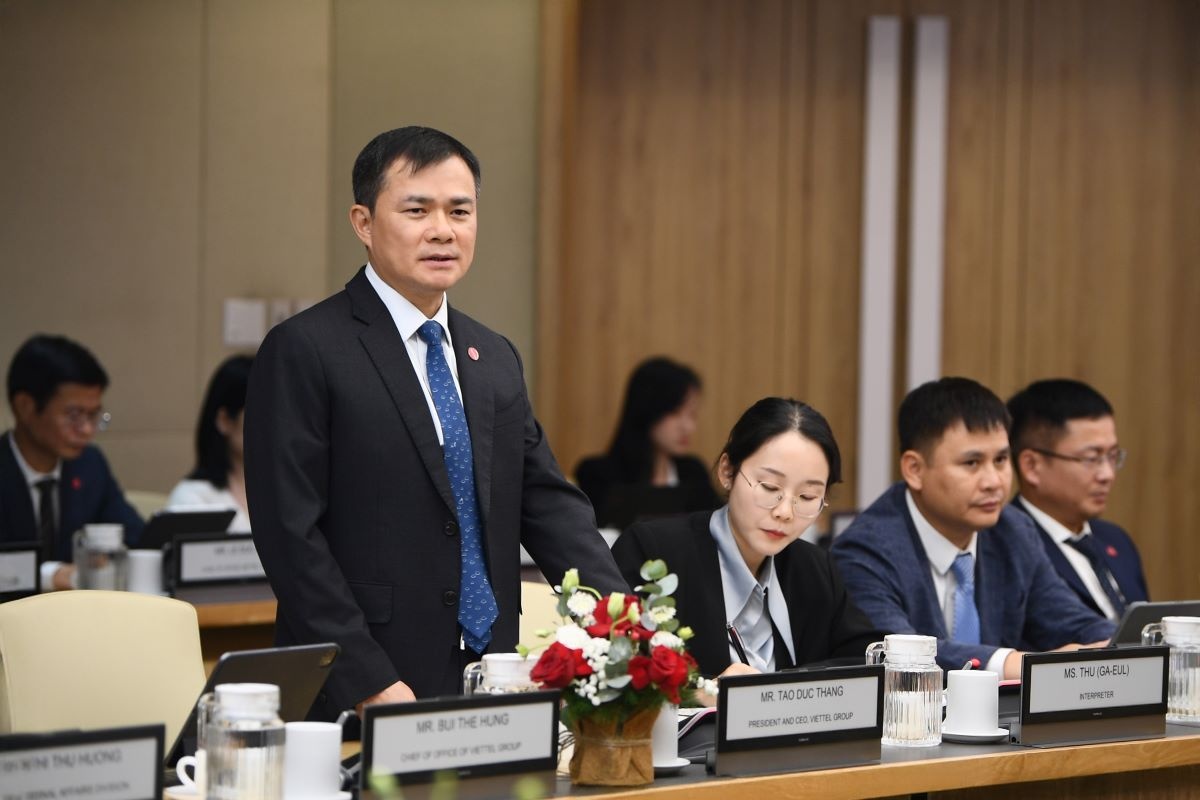  Chủ tịch kiêm Tổng Giám đốc Tập đoàn Viettel Tào Đức Thắng kỳ vọng vào sự hợp tác 2 bên
