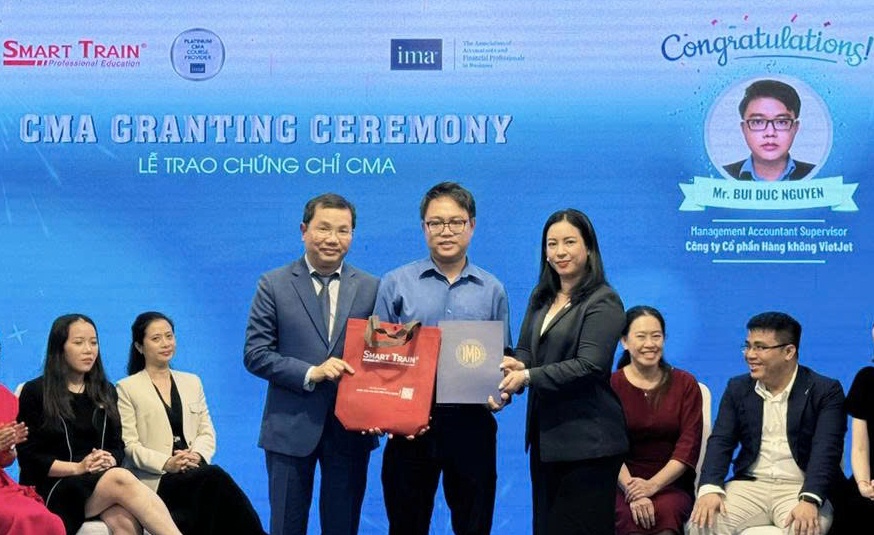 Thêm 32 học viên được nhận Chứng chỉ CMA Thêm 32 học viên được nhận Chứng chỉ CMA