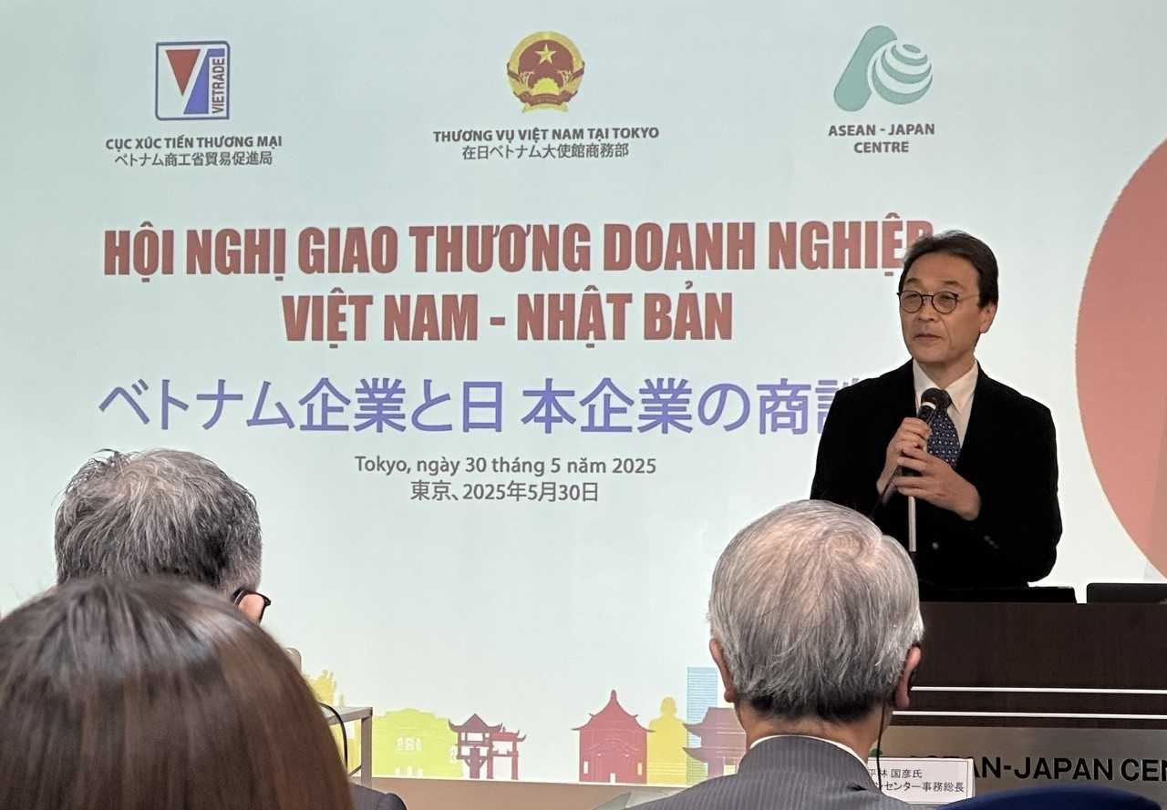 Ông Kunihiko Hirabayashi, Tổng Thư ký Trung tâm ASEAN – Nhật Bản (AJC) chia sẻ về những lĩnh vực mới còn nhiều dư địa hợp tác cho doanh nghiệp hai nước Ông Kunihiko Hirabayashi, Tổng Thư ký Trung tâm ASEAN – Nhật Bản (AJC) chia sẻ về những lĩnh vực mới còn nhiều dư địa hợp tác cho doanh nghiệp hai nước