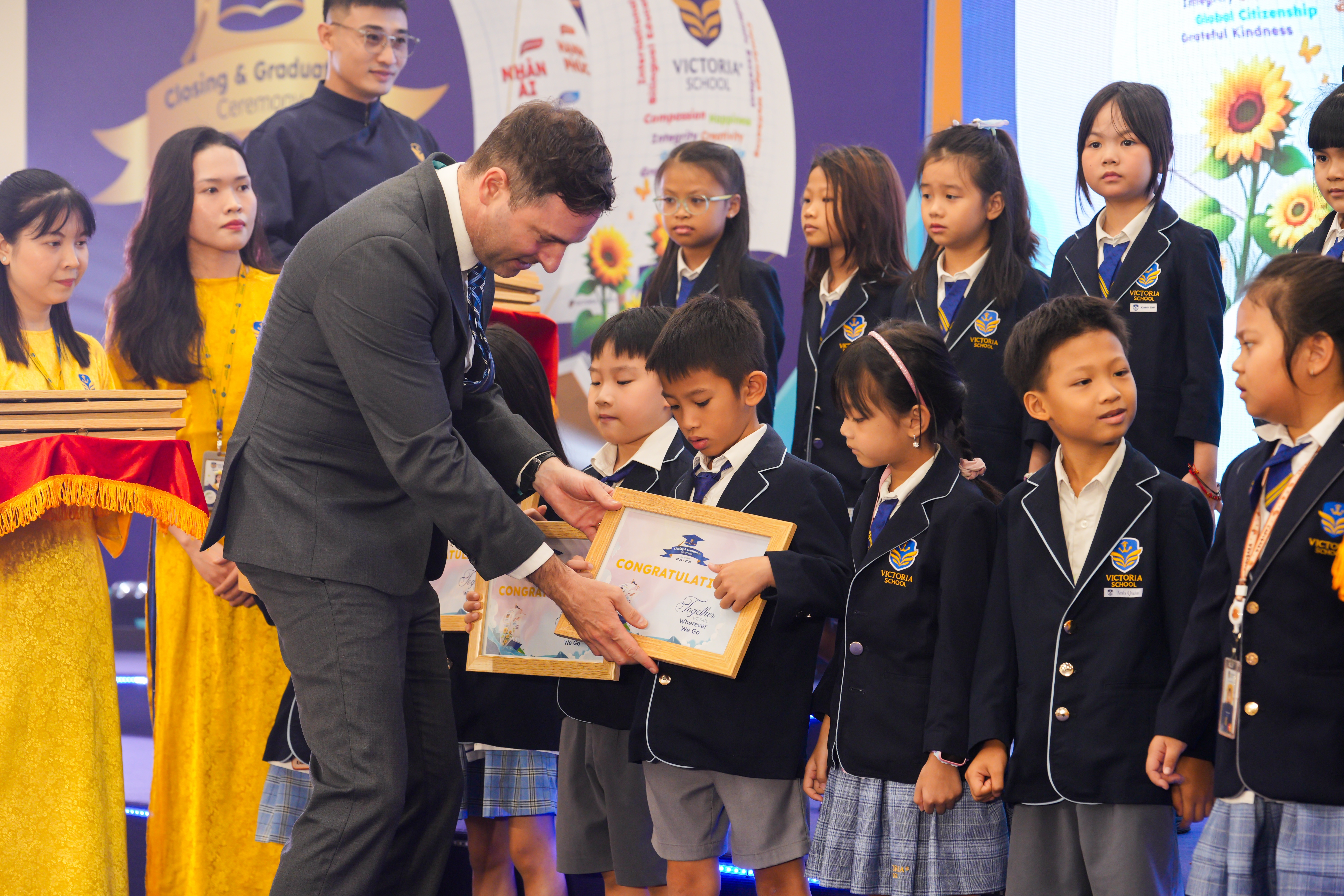 Năm học  2024 – 2025: Học sinh Victoria School ghi dấu ấn với loạt thành tích