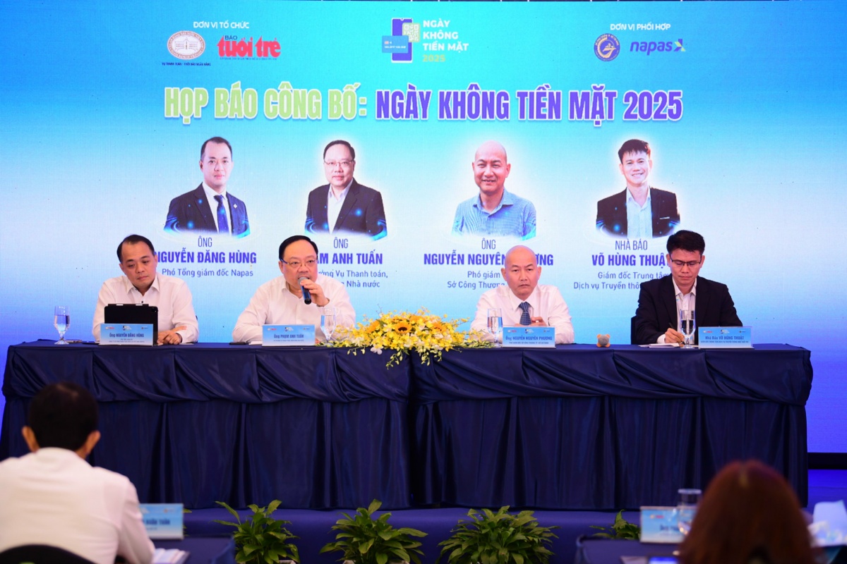 Thanh toán không dùng tiền mặt tạo lập thói quen chi tiêu của người dân Thanh toán không dùng tiền mặt tạo lập thói quen chi tiêu của người dân