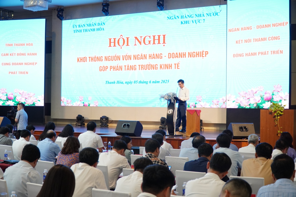 Toàn cảnh hội nghị
