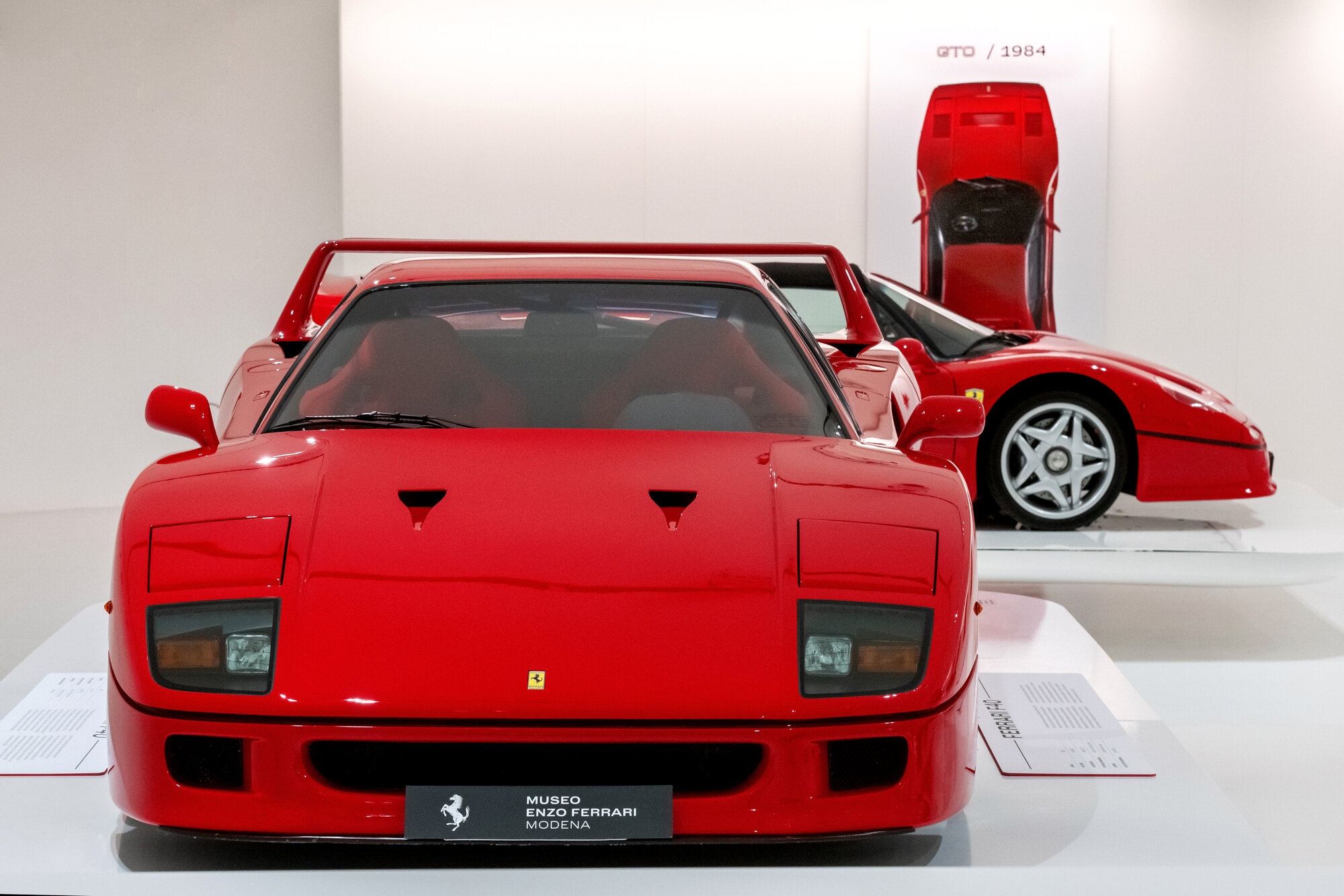 Ferrari và những quy tắc ngầm làm nên đẳng cấp siêu xe nước Ý