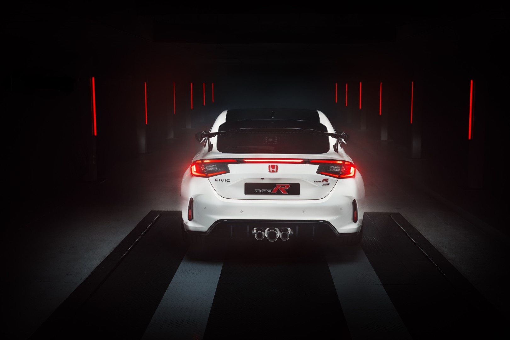 Honda ra mắt phiên bản đặc biệt Civic Type R tri ân người hâm mộ trước khi rời châu Âu