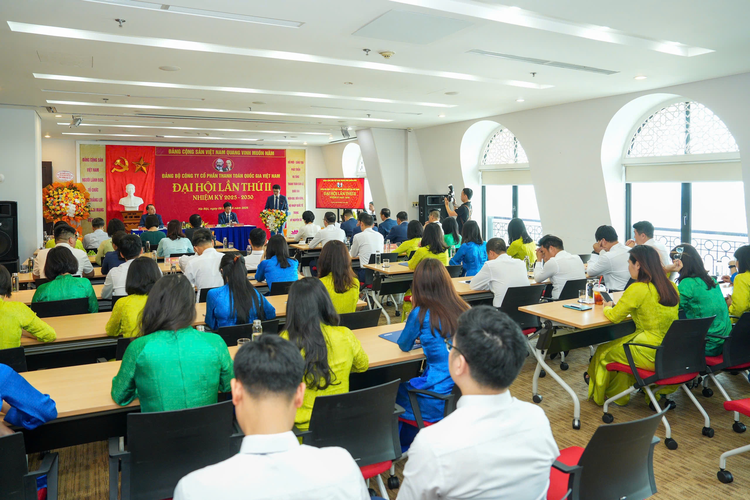 Toàn cảnh Đại hội