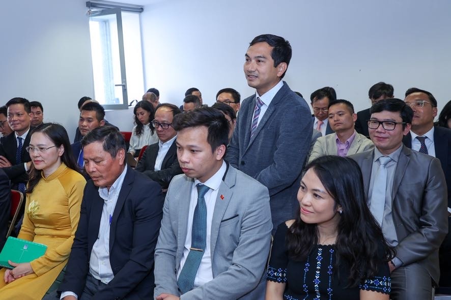 Ông Bùi Nguyễn Hoàng, Chủ tịch VietNuc cho biết, VietNuc hiện tập hợp gần 100 nhà khoa học và chuyên gia - Ảnh: VGP/Nhật Bắc Ông Bùi Nguyễn Hoàng, Chủ tịch VietNuc cho biết, VietNuc hiện tập hợp gần 100 nhà khoa học và chuyên gia - Ảnh: VGP/Nhật Bắc