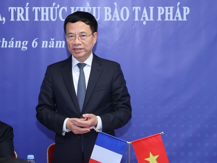 Bộ trưởng Bộ Khoa học và Công nghệ Nguyễn Mạnh Hùng cho biết, sẽ bảo đảm bố trí ít nhất 3% ngân sách cho khoa học và công nghệ - Ảnh: VGP/Nhật Bắc Bộ trưởng Bộ Khoa học và Công nghệ Nguyễn Mạnh Hùng cho biết, sẽ bảo đảm bố trí ít nhất 3% ngân sách cho khoa học và công nghệ - Ảnh: VGP/Nhật Bắc