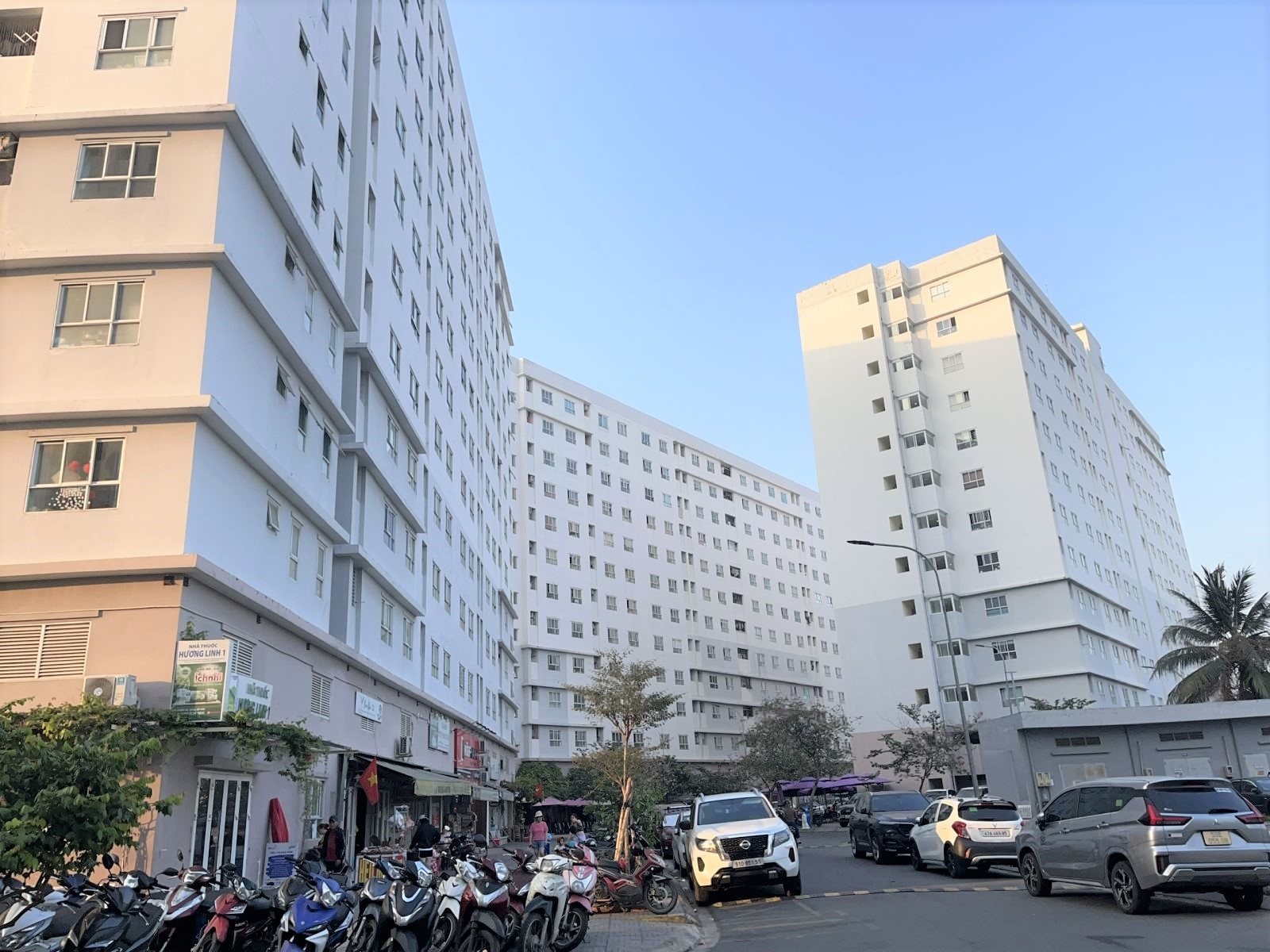 An cư lạc nghiệp luôn là bài toán lớn với người thu nhập thấp và công nhân tại TP. Hồ Chí Minh An cư lạc nghiệp luôn là bài toán lớn với người thu nhập thấp và công nhân tại TP. Hồ Chí Minh