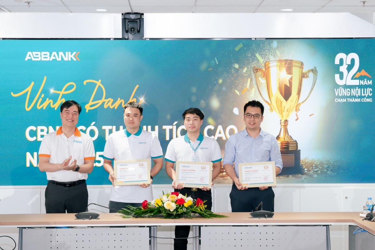 32 năm đồng hành - ABBANK tri ân khách hàng 32 năm đồng hành - ABBANK tri ân khách hàng