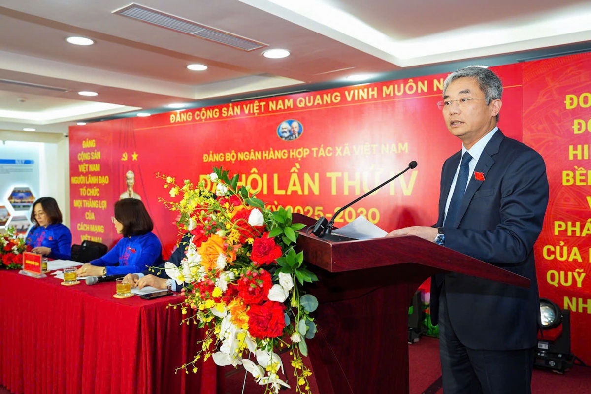 Xây dựng Đảng bộ Co-opBank vững mạnh toàn diện vì sự phát triển của hệ thống QTDND Xây dựng Đảng bộ Co-opBank vững mạnh toàn diện vì sự phát triển của hệ thống QTDND