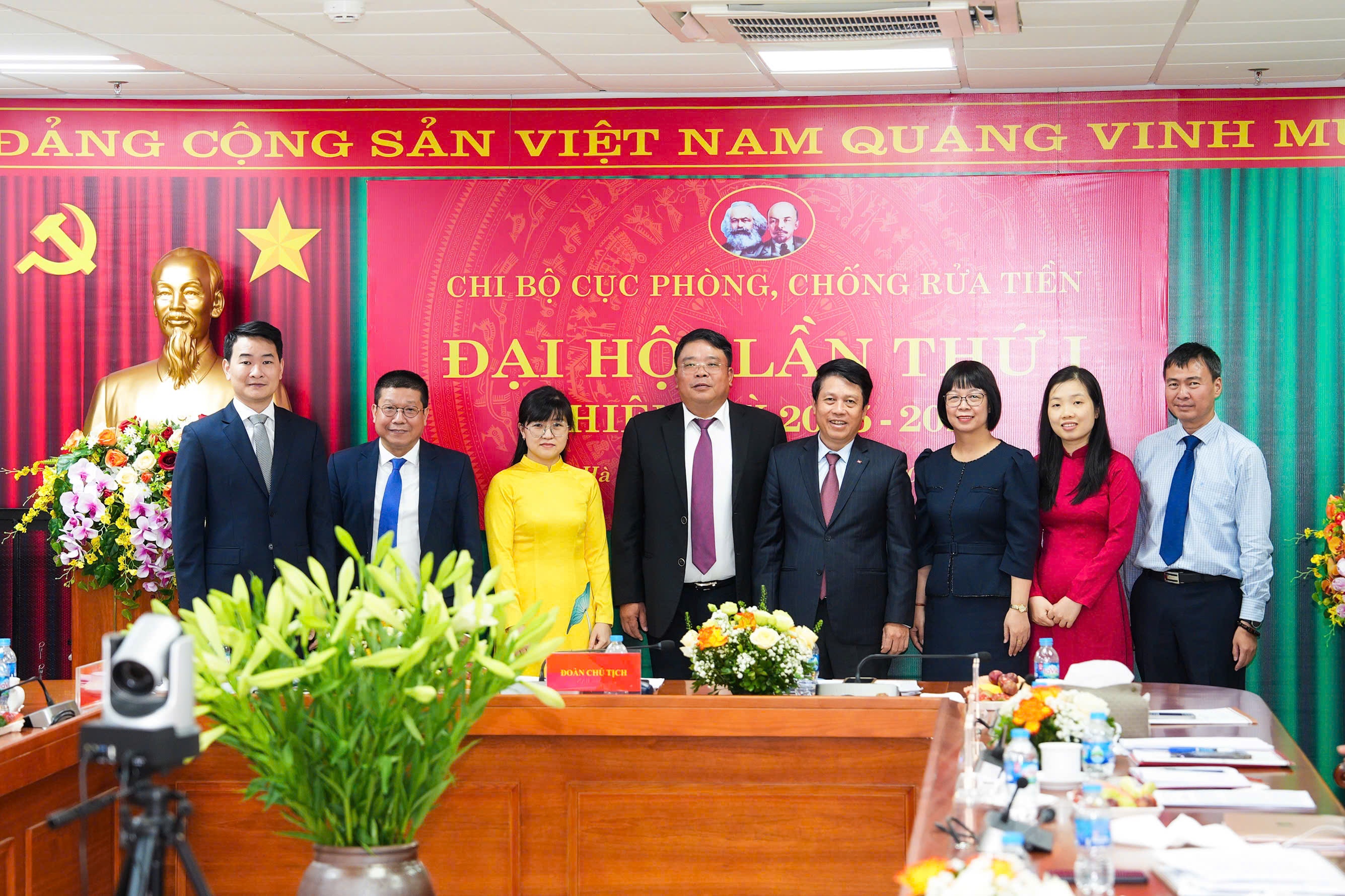 Điều hành hiệu quả, tránh lãnh phí nguồn nhân lực để thực hiện thắng lợi mọi nhiệm vụ Điều hành hiệu quả, tránh lãnh phí nguồn nhân lực để thực hiện thắng lợi mọi nhiệm vụ