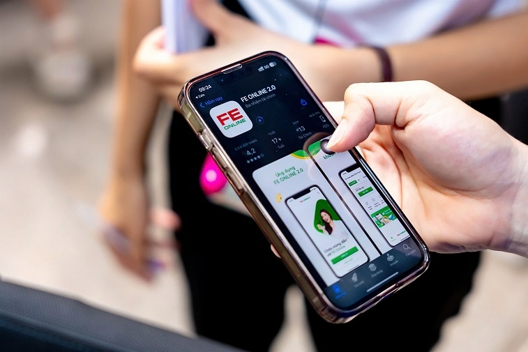Nhiều hoạt động tương tác và giới thiệu ứng dụng FE ONLINE 2.0 đến khách tham quan.  Ảnh: FE CREDIT.