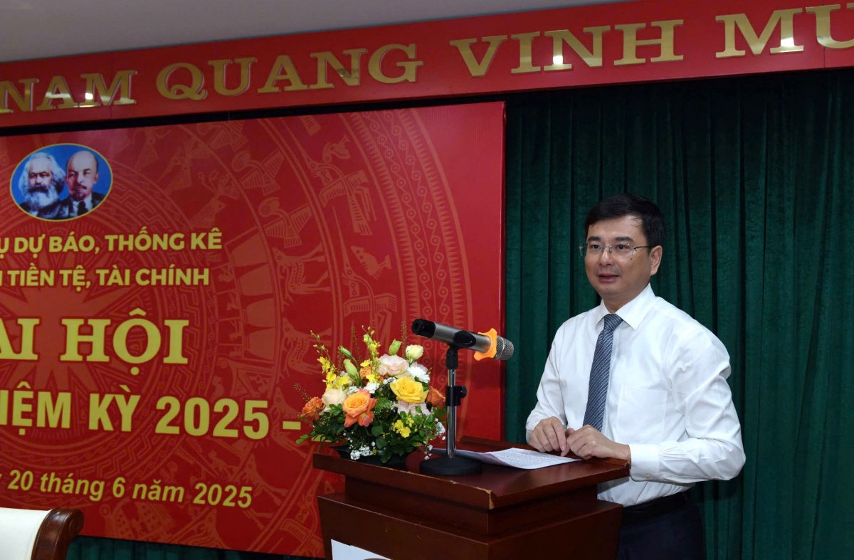 Chi bộ Vụ Dự báo, thống kê - Ổn định tiền tệ, tài chính đã lãnh đạo, chỉ đạo thực hiện tốt  nhiệm vụ được giao