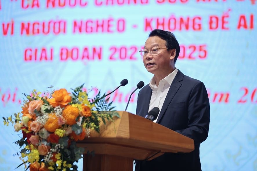 Bộ trưởng Bộ Nông nghiệp và Môi trường Đỗ Đức Duy trình bày Báo cáo tóm tắt tổng kết - Ảnh: VGP/Nhật Bắc