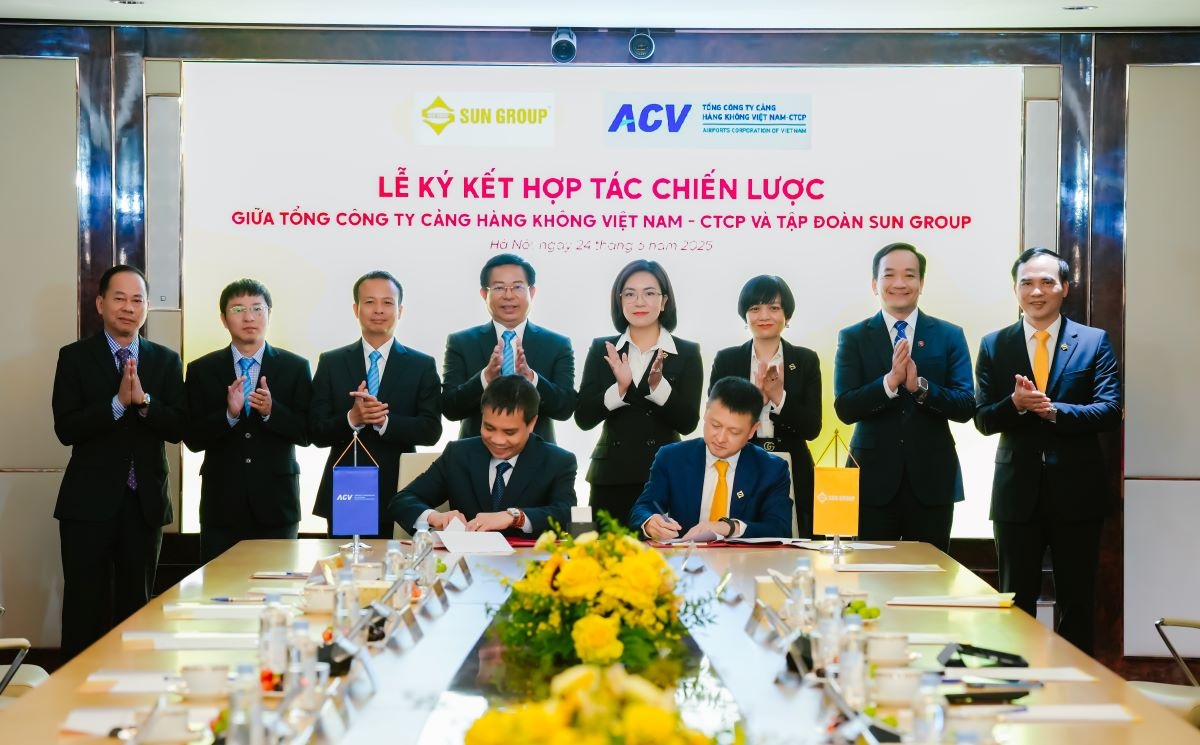 Lễ ký kết hợp tác chiến lược giữa ACV và Tập đoàn Sun Group Lễ ký kết hợp tác chiến lược giữa ACV và Tập đoàn Sun Group