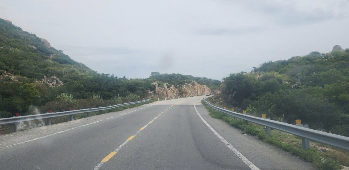 Ninh Thuận đã tập trung cho việc đầu tư hạ tầng giao thông nhằm phát triển ngành du lịch. Ninh Thuận đã tập trung cho việc đầu tư hạ tầng giao thông nhằm phát triển ngành du lịch.