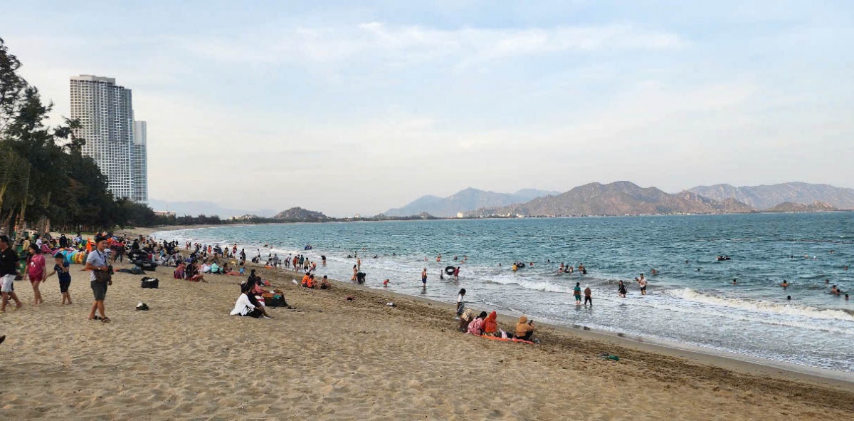 6 tháng đầu năm 2025, Ninh Thuận đón khoảng 2,29 triệu lượt khách. 6 tháng đầu năm 2025, Ninh Thuận đón khoảng 2,29 triệu lượt khách.