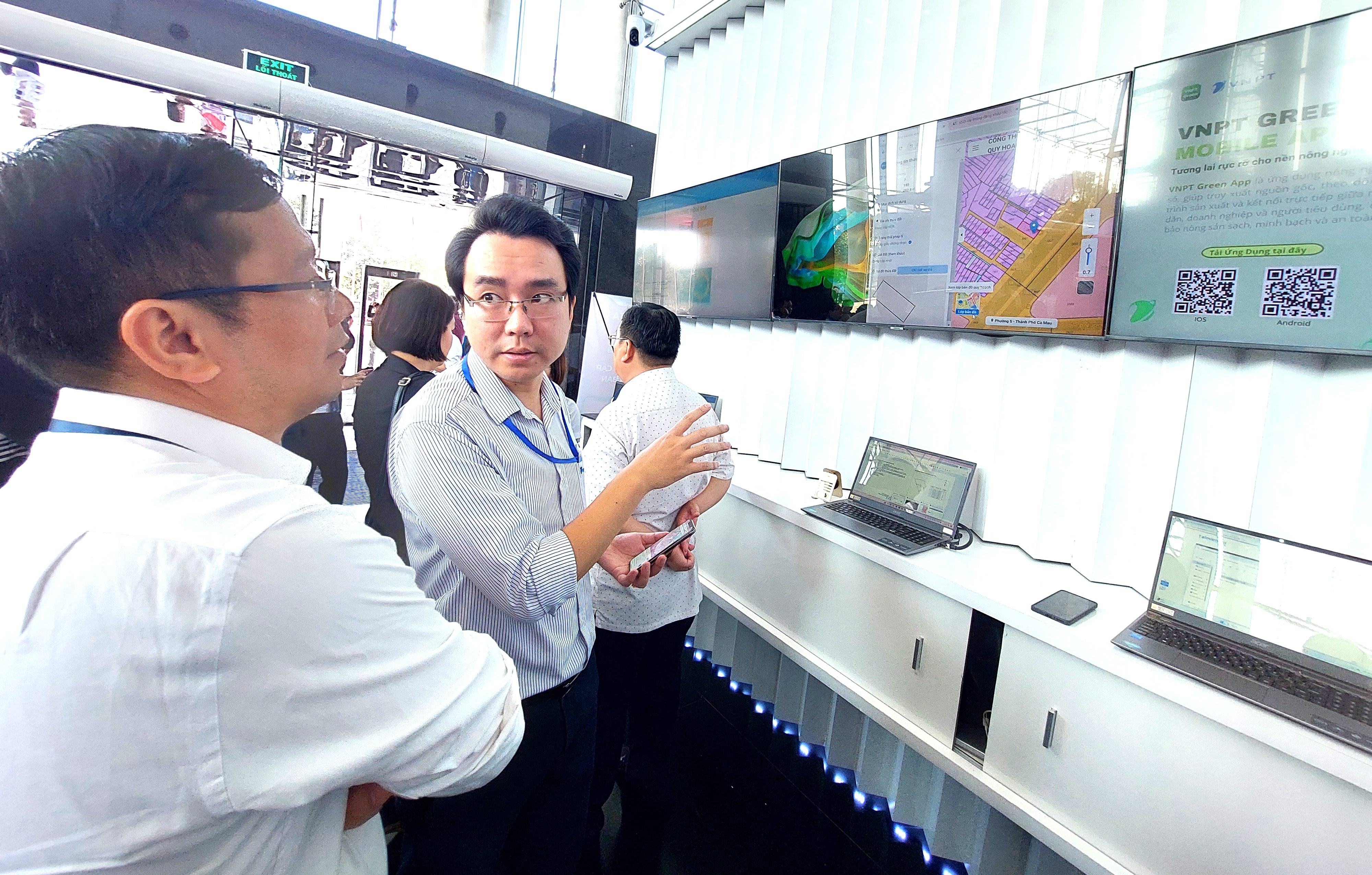 TP. Hồ Chí Minh triển khai chương trình nghiên cứu và phát triển AI trên địa bàn thành phố trong năm 2025 tạo nền tảng cho đổi mới sáng tạo TP. Hồ Chí Minh triển khai chương trình nghiên cứu và phát triển AI trên địa bàn thành phố trong năm 2025 tạo nền tảng cho đổi mới sáng tạo