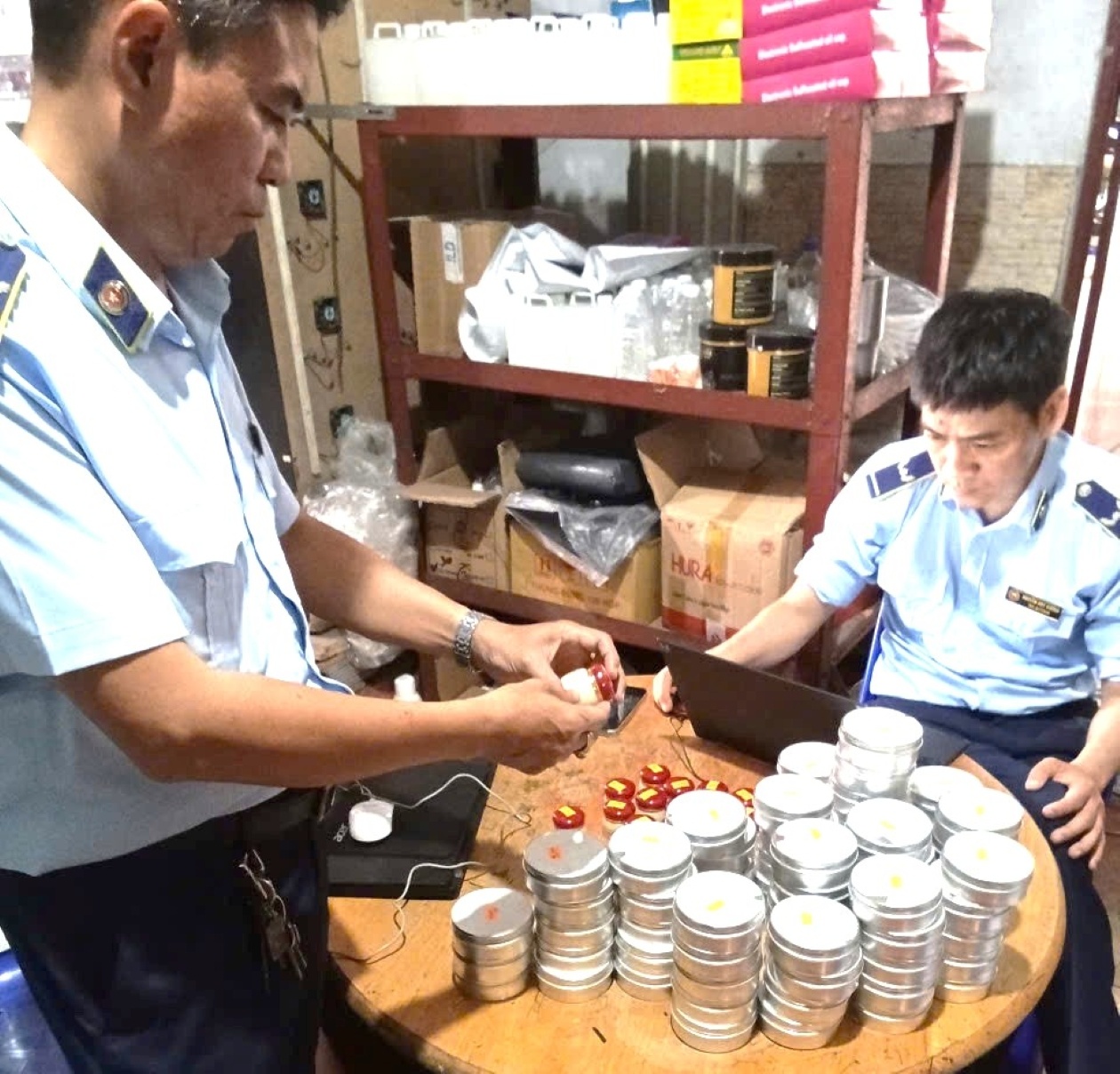 TP. Hồ Chí Minh xử lý nghiêm các hành vi vi phạm về y tế và an toàn thực phẩm