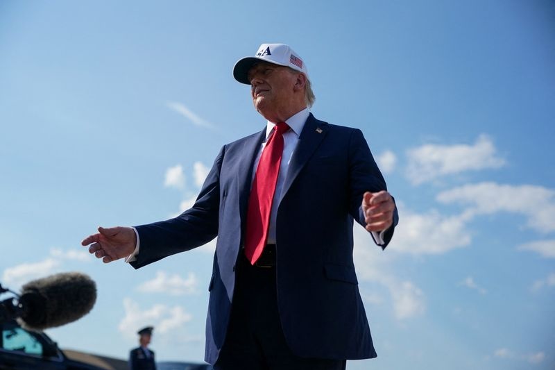 Ông Trump hướng đến áp thuế đơn giản, tránh đàm phán phức tạp Ông Trump hướng đến áp thuế đơn giản, tránh đàm phán phức tạp