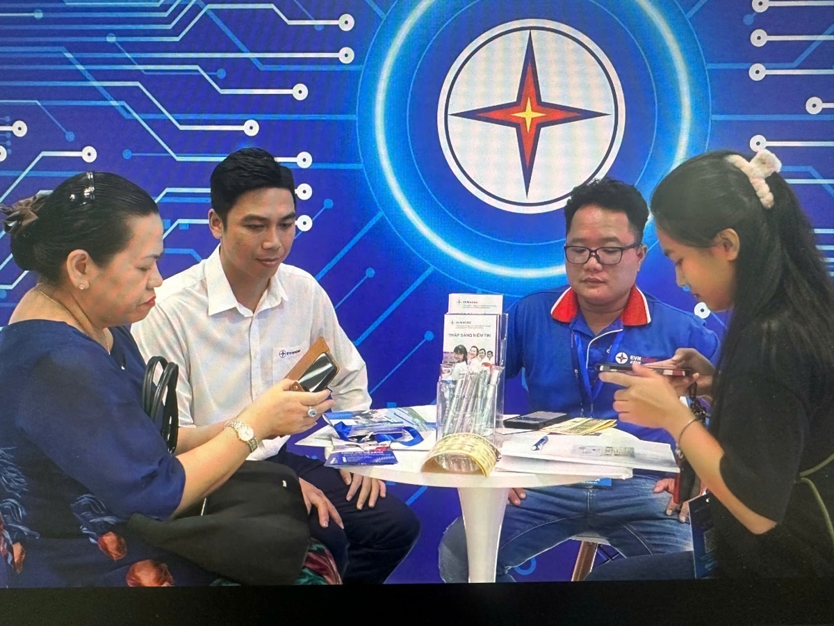 từ ngày 1/7/2025, EVNHCMC chính thức trở thành nhà cung cấp dịch vụ điện và chăm sóc khách hàng cho toàn bộ TP.Hồ Chí Minh mới 