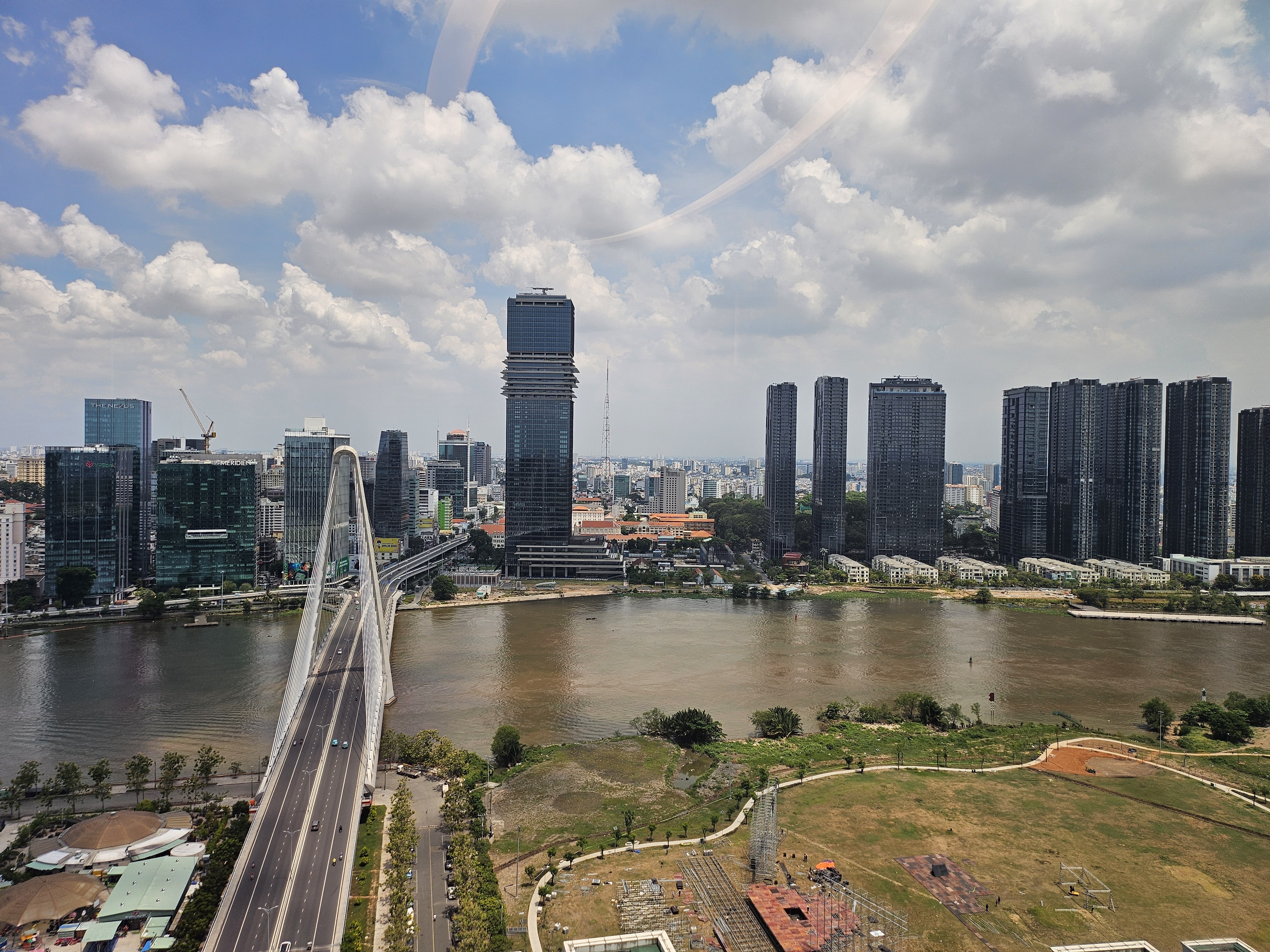 Triển vọng nhà ở tại TP.Hồ Chí Minh trong 6 tháng cuối năm 2025 sẽ tiếp tục bị hạn chế, do thiếu các dự án mới có pháp lý đầy đủ