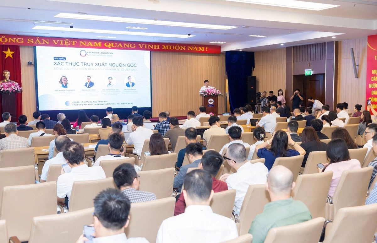 Quang cảnh Hội thảo “Xác thực truy xuất nguồn gốc – Động lực phát triển bền vững của Kinh tế số Việt Nam” Quang cảnh Hội thảo “Xác thực truy xuất nguồn gốc – Động lực phát triển bền vững của Kinh tế số Việt Nam”