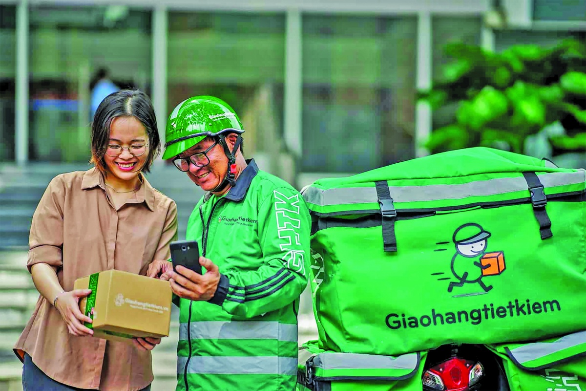 Người dân ngày càng ưa chuộng mua sắm trực tuyến, nhất là các sản phẩm “Made in Vietnam” Người dân ngày càng ưa chuộng mua sắm trực tuyến, nhất là các sản phẩm “Made in Vietnam”
