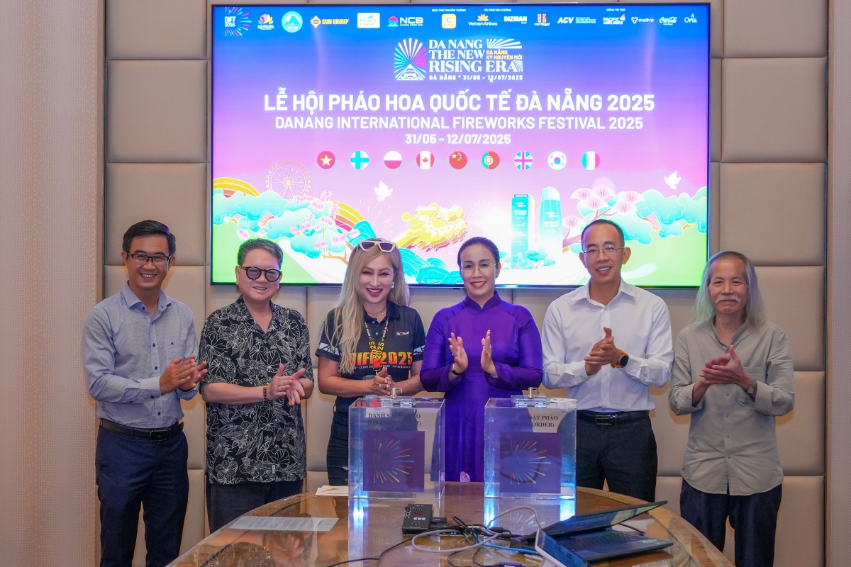 “Cháy vé” đêm chung kết DIFF 2025 “Cháy vé” đêm chung kết DIFF 2025