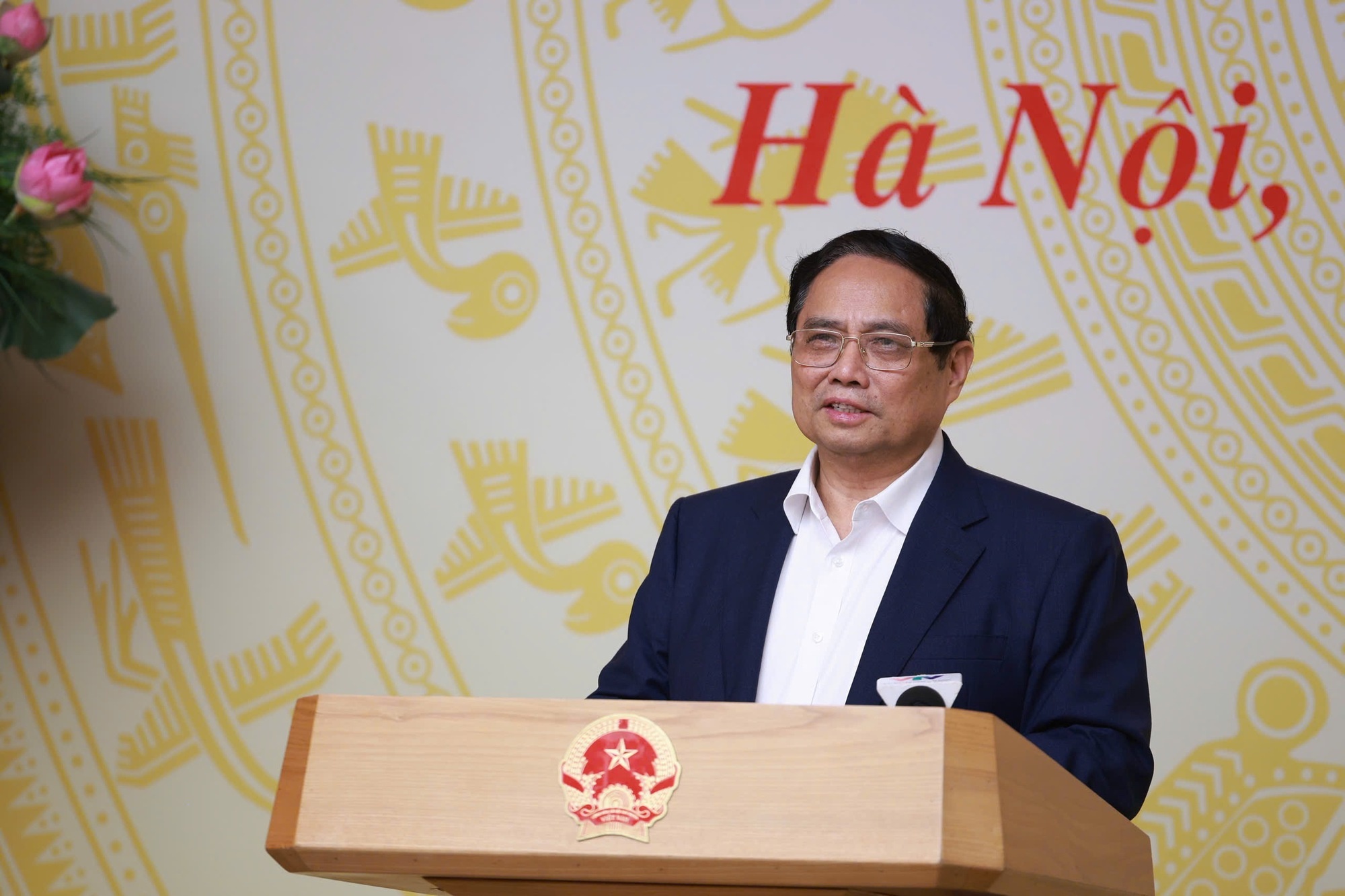 Thủ tướng nhấn mạnh: Nghiên cứu đề xuất điều chỉnh, bổ sung chính sách, pháp luật về đất đai - Ảnh: VGP/Nhật Bắc