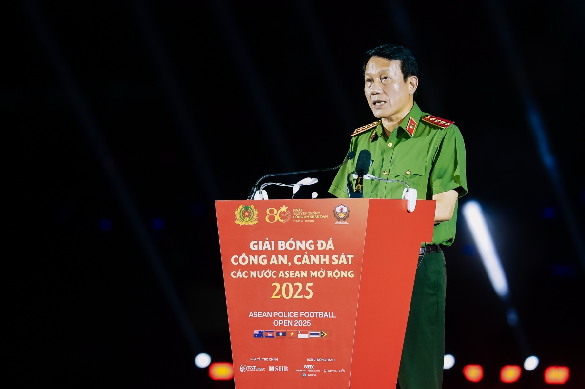 Lễ khai mạc Giải bóng đá Công an, Cảnh sát các nước ASEAN mở rộng 2025: “Bản hòa ca của thể thao, nghệ thuật và tình hữu nghị” Lễ khai mạc Giải bóng đá Công an, Cảnh sát các nước ASEAN mở rộng 2025: “Bản hòa ca của thể thao, nghệ thuật và tình hữu nghị”