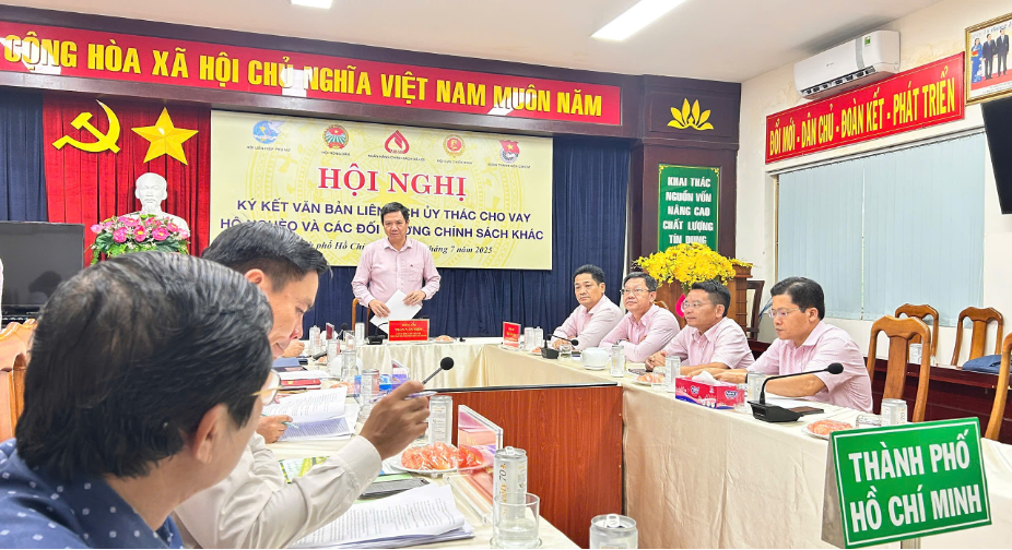 TP. Hồ Chí Minh: Tăng cường phối hợp cho vay hộ nghèo và đối tượng chính sách