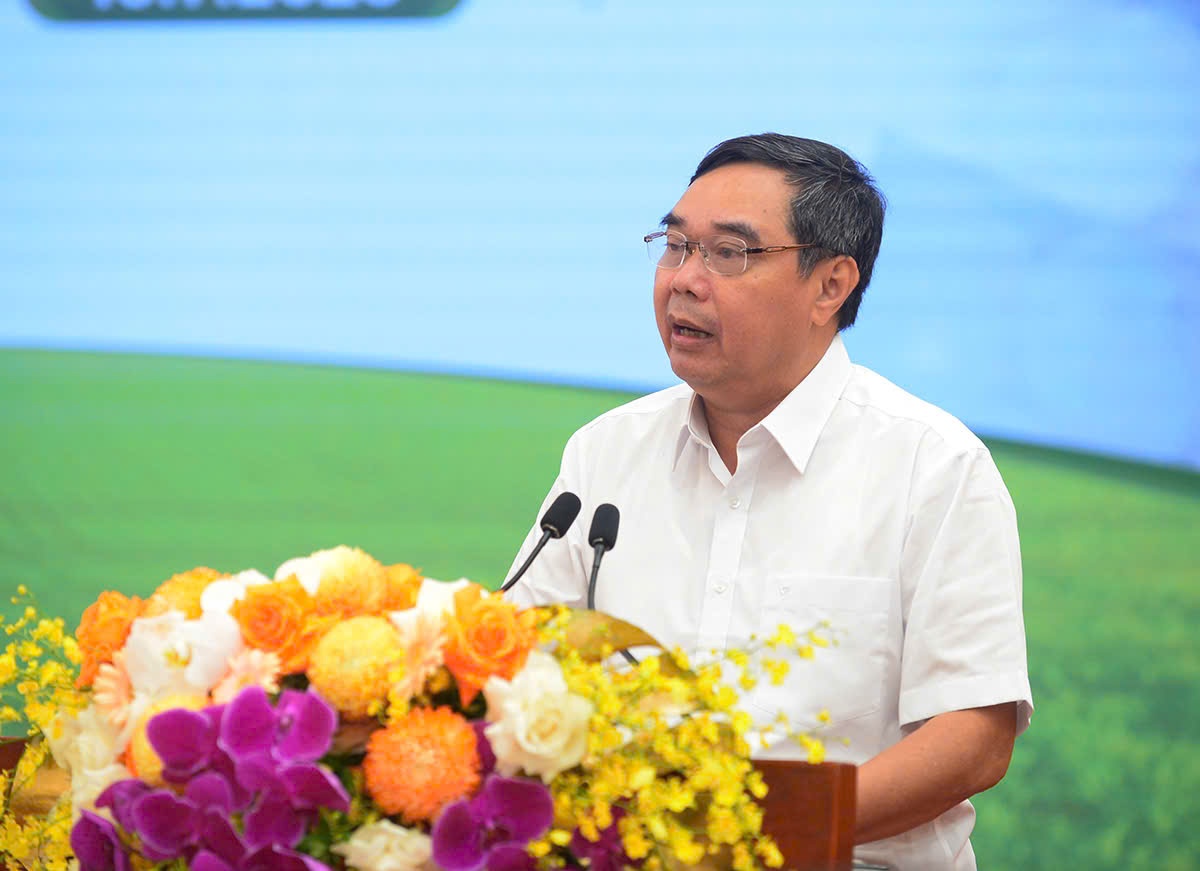 Ông Hà Văn Thắng – Chủ tịch Hội đồng Doanh nghiệp Nông nghiệp Việt Nam (VCAC) Ông Hà Văn Thắng – Chủ tịch Hội đồng Doanh nghiệp Nông nghiệp Việt Nam (VCAC)