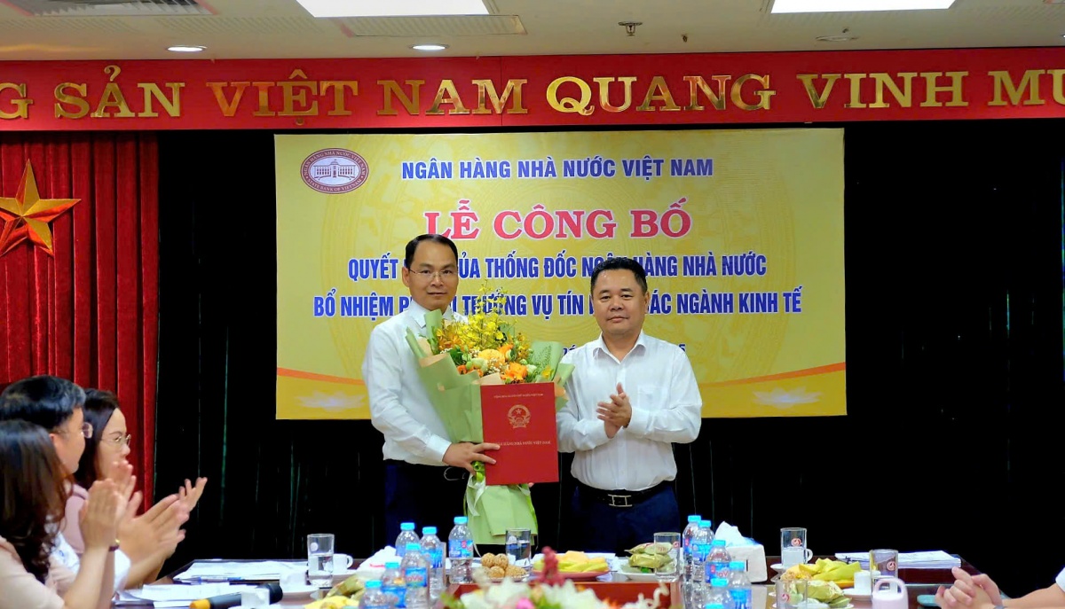 Bổ nhiệm ông Trần Anh Quý giữ chức Phó Vụ trưởng Vụ Tín dụng các ngành kinh tế Bổ nhiệm ông Trần Anh Quý giữ chức Phó Vụ trưởng Vụ Tín dụng các ngành kinh tế