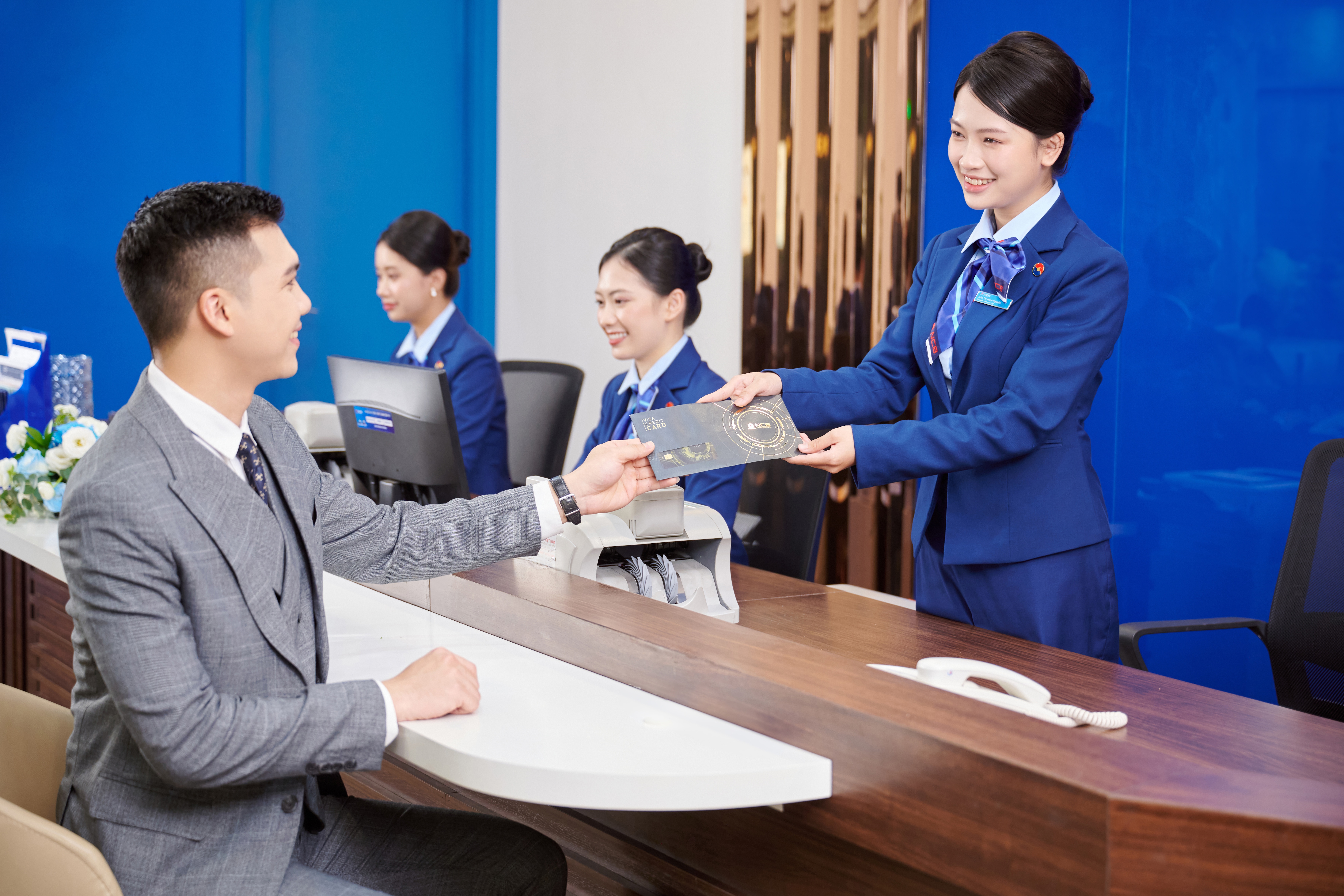 NCB ngày càng được khách hàng yêu thích và tin dùng trên thị trường NCB ngày càng được khách hàng yêu thích và tin dùng trên thị trường