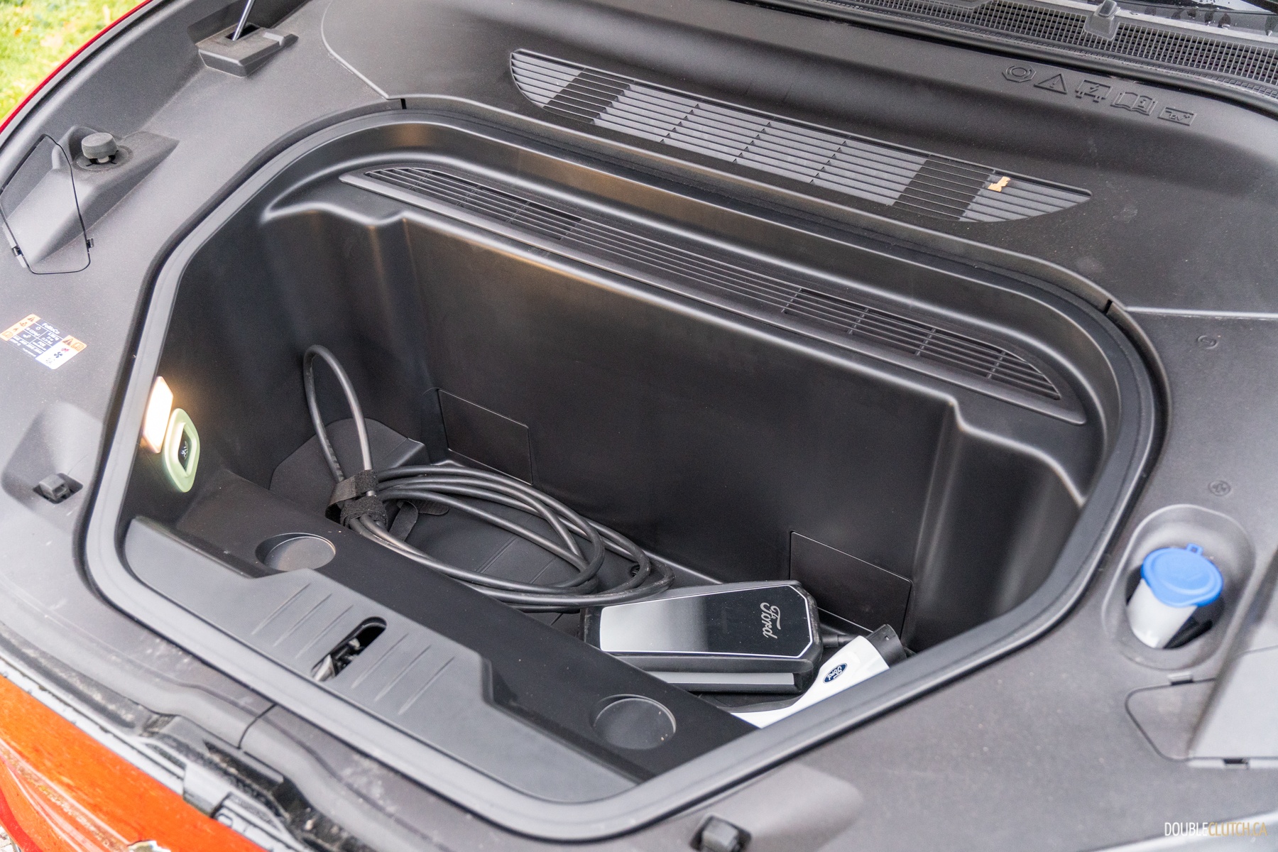 Mustang Mach-E sắp ra mắt tại Việt Nam, khả năng là bản Premium