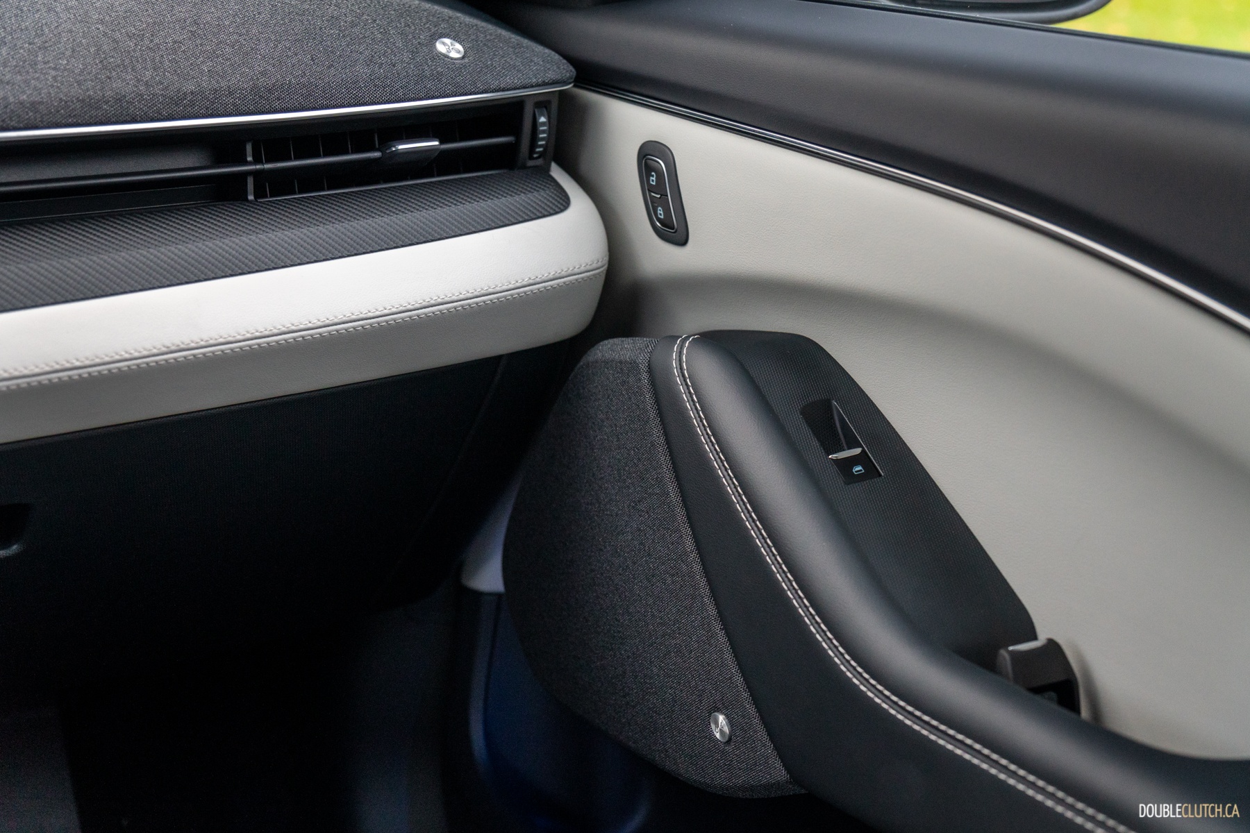 Mustang Mach-E sắp ra mắt tại Việt Nam, khả năng là bản Premium