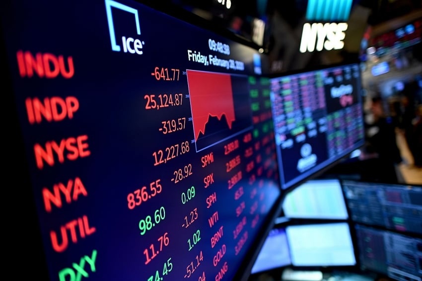 Chứng khoán Mỹ: S&P 500 và Nasdaq tăng cao kỷ lục trong phiên đầu tuần Chứng khoán Mỹ: S&P 500 và Nasdaq tăng cao kỷ lục trong phiên đầu tuần