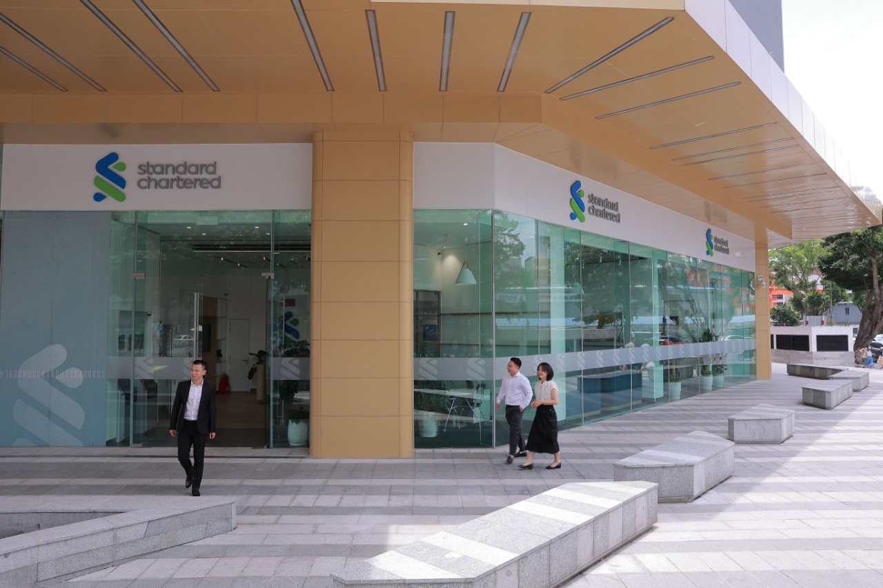 Standard Chartered điều chỉnh dự báo tăng trưởng kinh tế Việt Nam năm 2025 xuống 6,1%