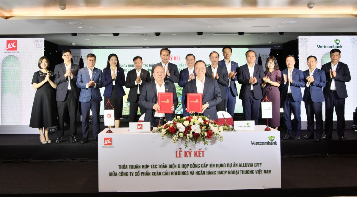 Vietcombank góp phần thực hiện mục tiêu phát triển kinh tế của Đảng và Chính phủ Vietcombank góp phần thực hiện mục tiêu phát triển kinh tế của Đảng và Chính phủ